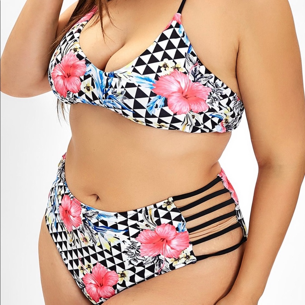 Plus Size Sexy Bikini Bathing Suit 20W 22W 24W